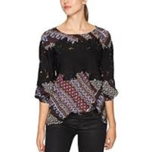 NWT Vintage America lace top size Small - Picture 1 of 5